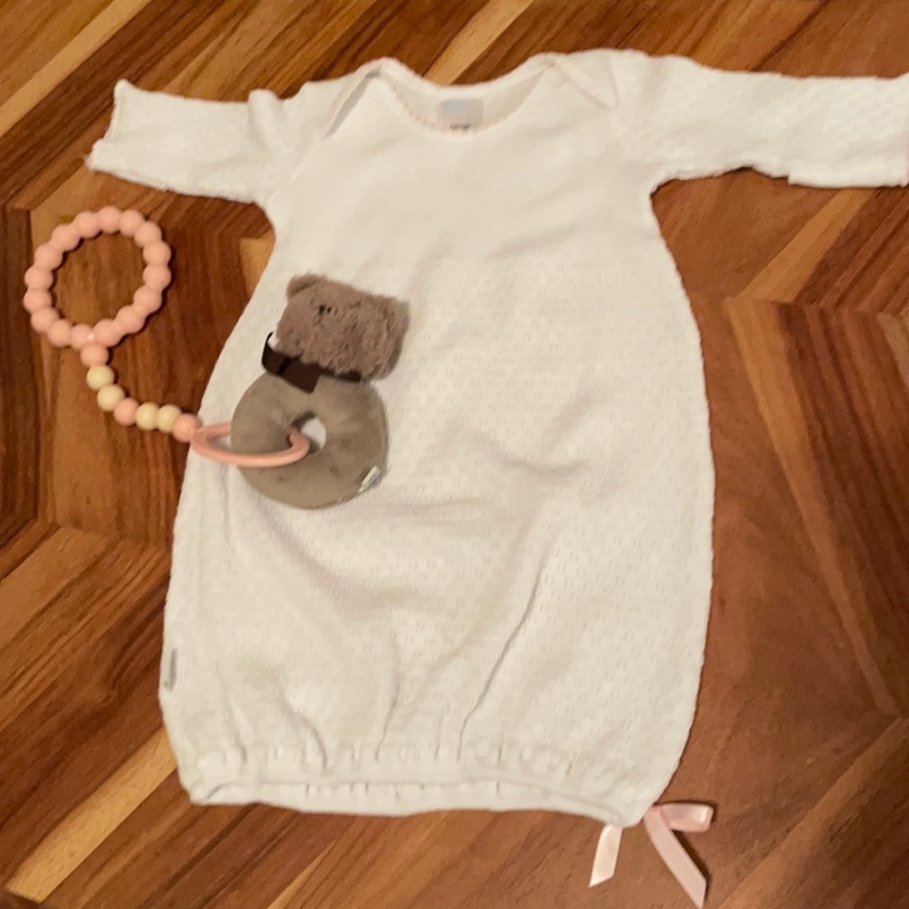 Brand new Newborn -3mo Paty white dress